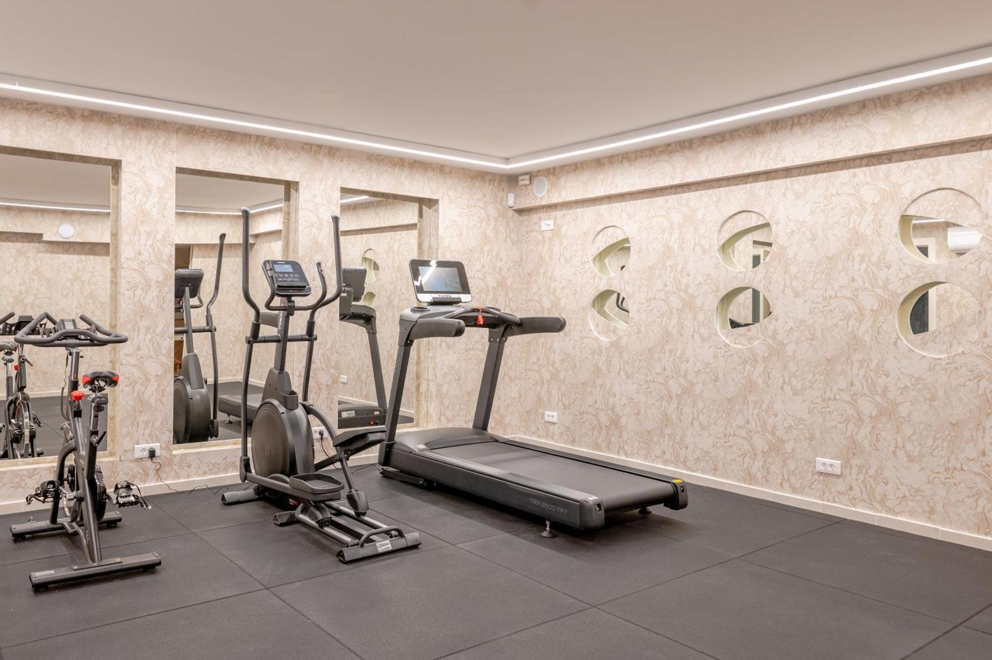 Apeiron Athena Residences ภายนอก รูปภาพ